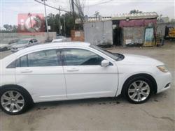 Chrysler 200